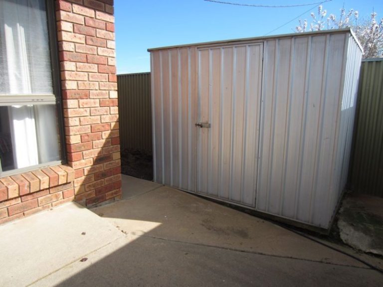 3/105 Crowley Street, Temora NSW 2666 - photo 6