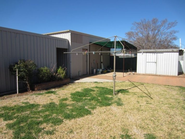 19 Ashton Street, Ariah Park NSW 2665 - photo 13