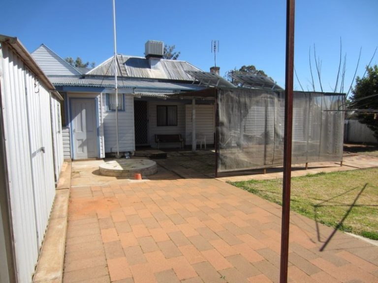 19 Ashton Street, Ariah Park NSW 2665 - photo 18