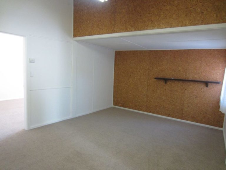 19 Ashton Street, Ariah Park NSW 2665 - photo 4