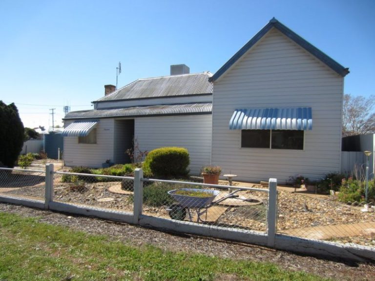 19 Ashton Street, Ariah Park NSW 2665 - McGrath Riverina