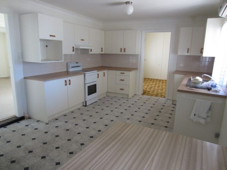 19 Ashton Street, Ariah Park NSW 2665 - photo 9