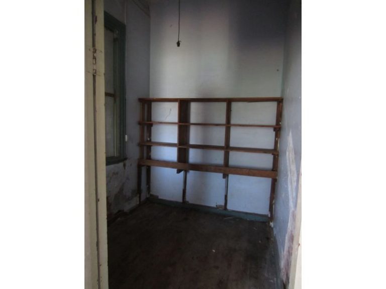 162 Camp Street, Temora NSW 2666 - photo 13