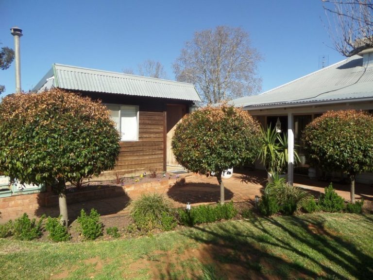 17 Dundas Street, Narrandera NSW 2700 - photo 13