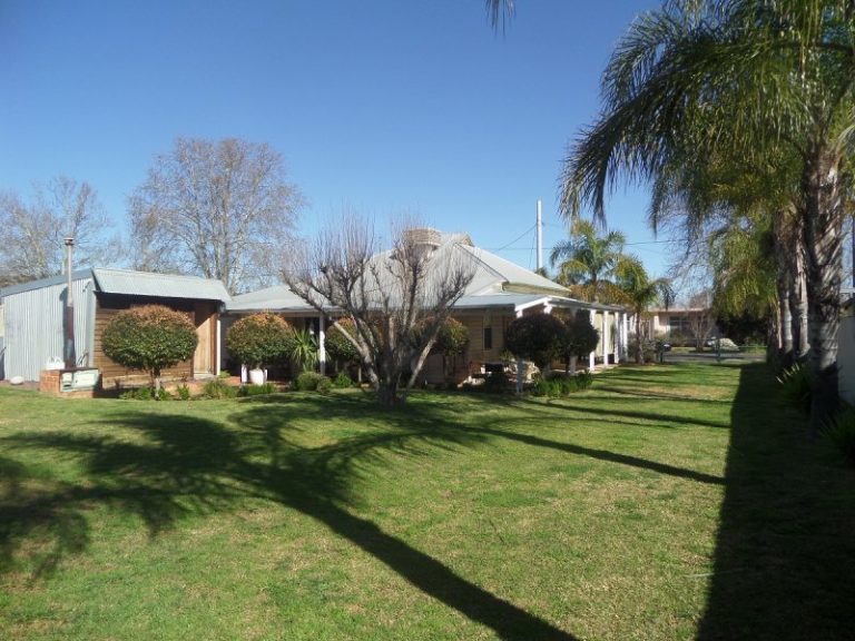17 Dundas Street, Narrandera NSW 2700 - photo 15