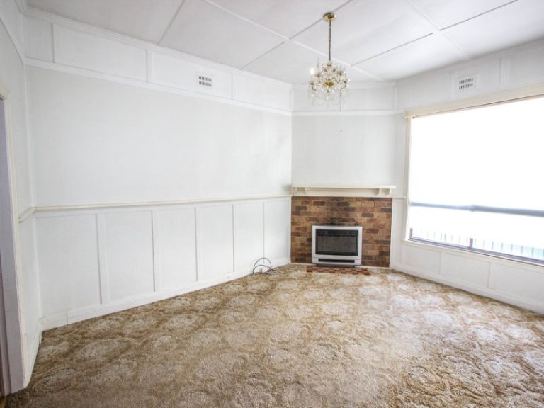 35 Arthur Street, Narrandera NSW 2700 - photo 2