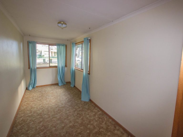 35 Arthur Street, Narrandera NSW 2700 - photo 7