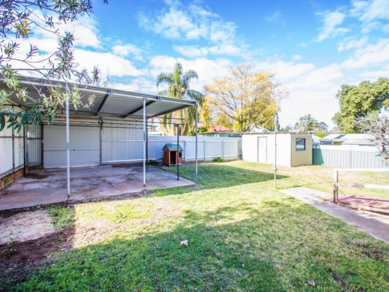 35 Arthur Street, Narrandera NSW 2700 - photo 10