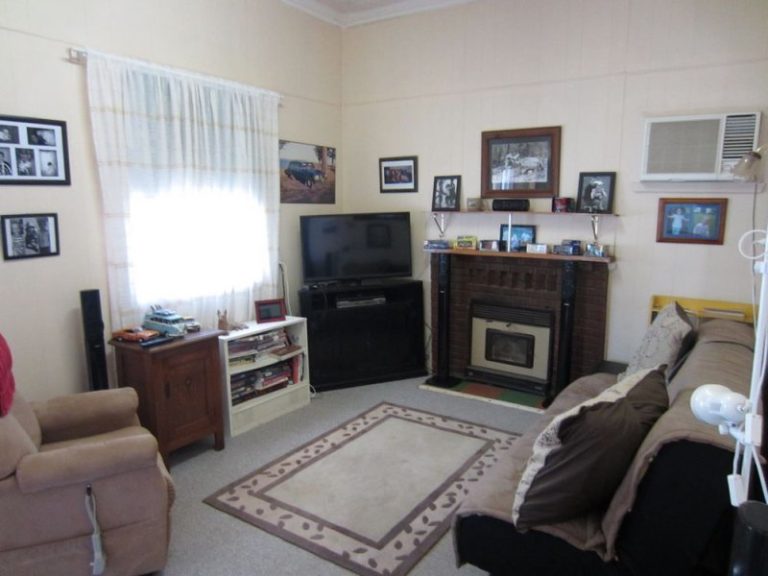 27 Coolamon Street, Ariah Park NSW 2665 - photo 3