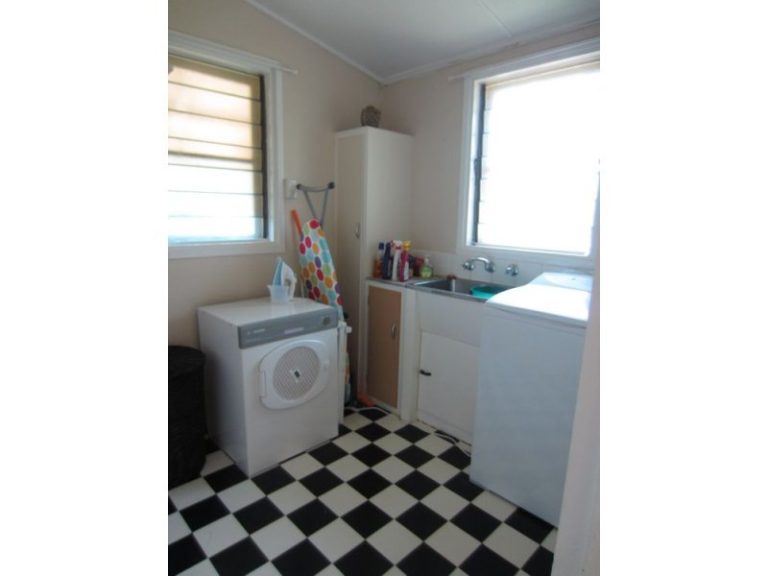 149 Loftus Street, Temora NSW 2666 - photo 11