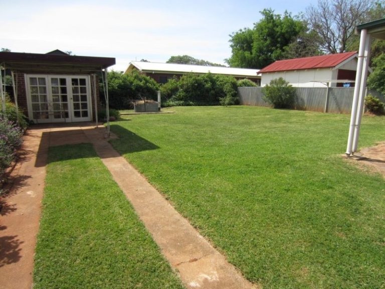 149 Loftus Street, Temora NSW 2666 - photo 14