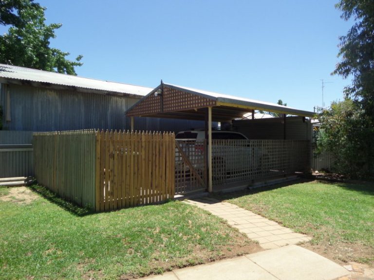 161 Larmer Street, Narrandera NSW 2700 - photo 20