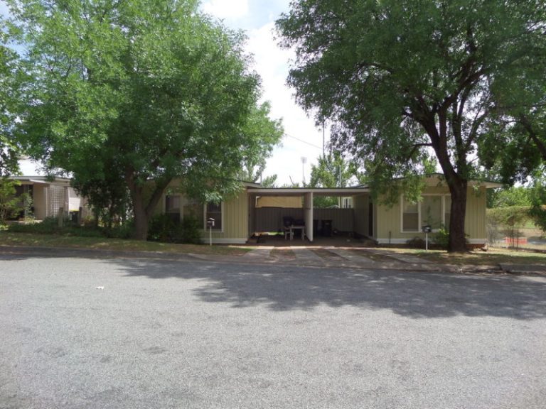 27 Riverine Street, Narrandera NSW 2700 - photo 3