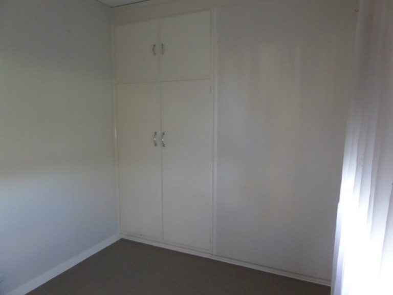 27 Riverine Street, Narrandera NSW 2700 - photo 6
