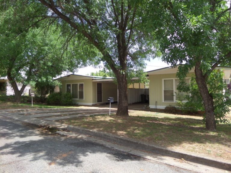 27 Riverine Street, Narrandera NSW 2700 - McGrath Riverina