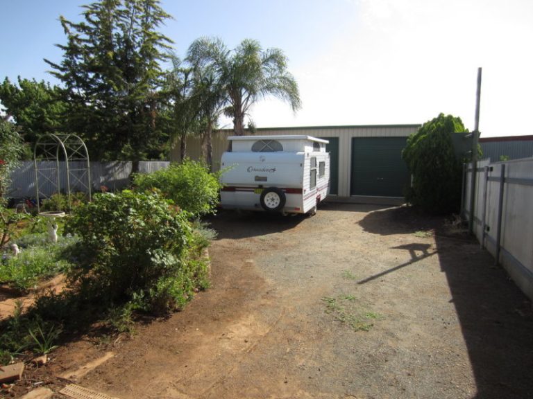 105 Aurora Street, Temora NSW 2666 - photo 29