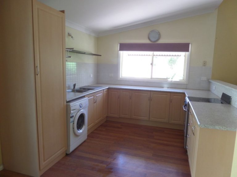 18 Frank Street, Narrandera NSW 2700 - photo 15