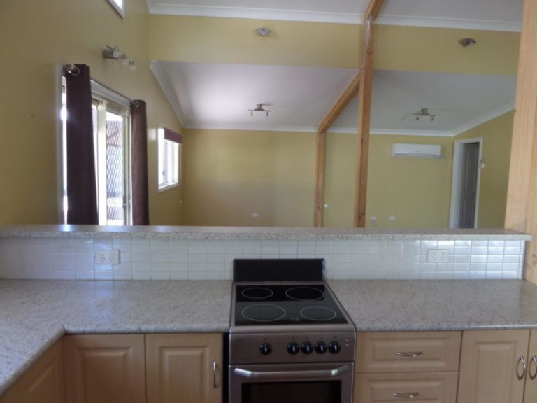 18 Frank Street, Narrandera NSW 2700 - photo 16