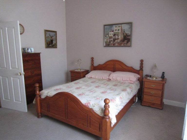 141 Victoria Street, Temora NSW 2666 - photo 6