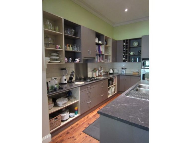 141 Victoria Street, Temora NSW 2666 - photo 10