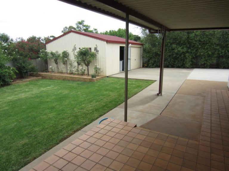 9 Wellingham Place, Temora NSW 2666 - photo 23