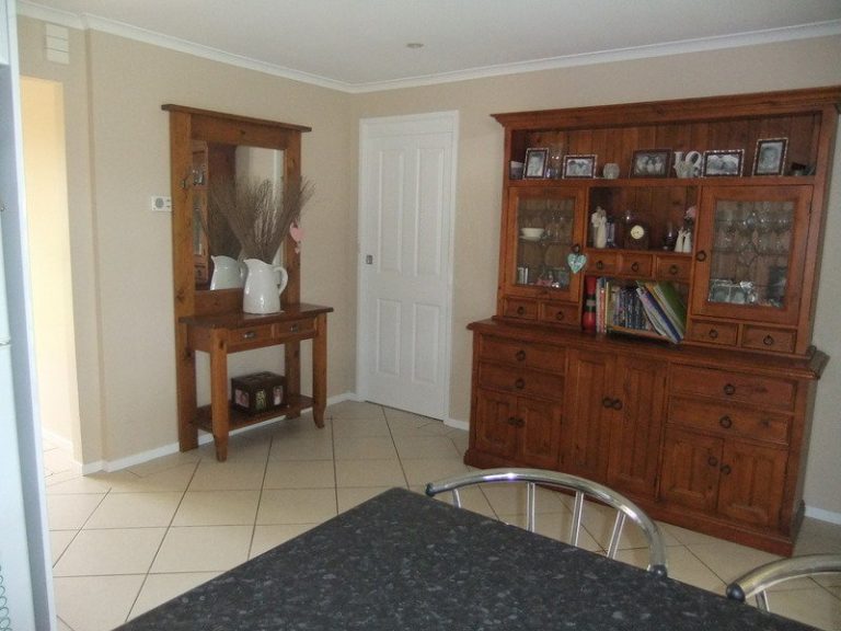 9 Wellingham Place, Temora NSW 2666 - photo 5