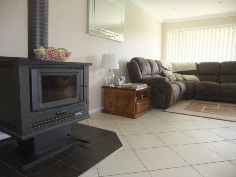 9 Wellingham Place, Temora NSW 2666 - photo 9