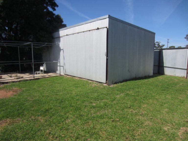 162 Sharpe Street, Temora NSW 2666 - photo 17