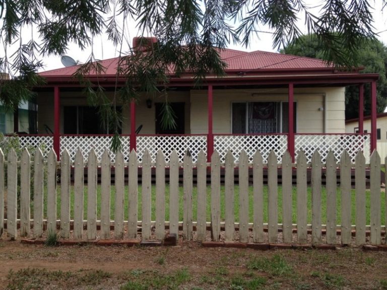 162 Sharpe Street, Temora NSW 2666 - McGrath Riverina