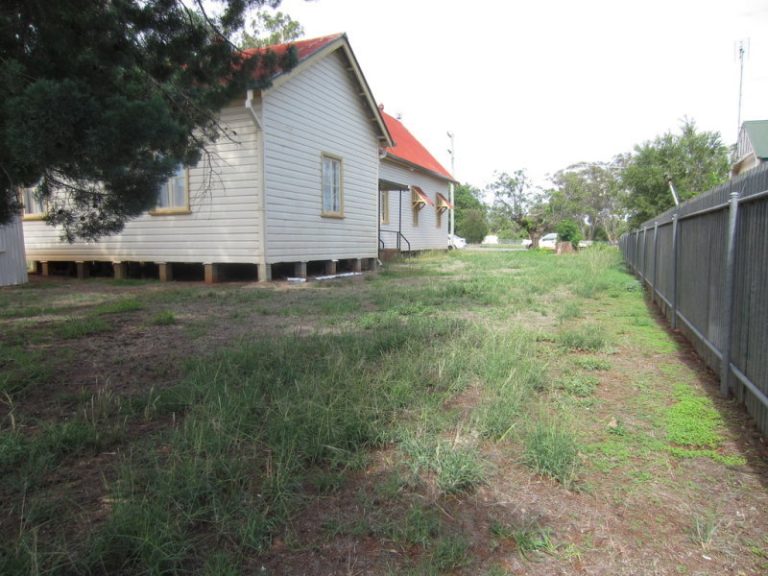 17-19 Reid Street, Ariah Park NSW 2665 - photo 9