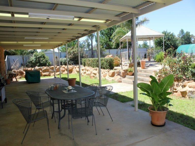 59 Bartondale Road, Temora NSW 2666 - photo 14