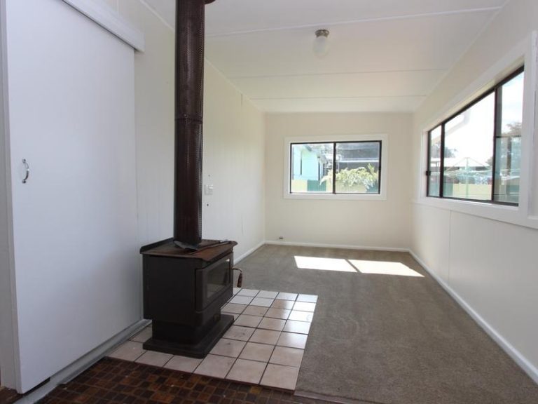 127 Vesper Street, Temora NSW 2666 - photo 14