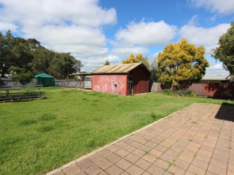 127 Vesper Street, Temora NSW 2666 - photo 16