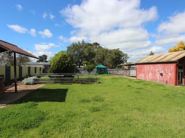 127 Vesper Street, Temora NSW 2666 - photo 18