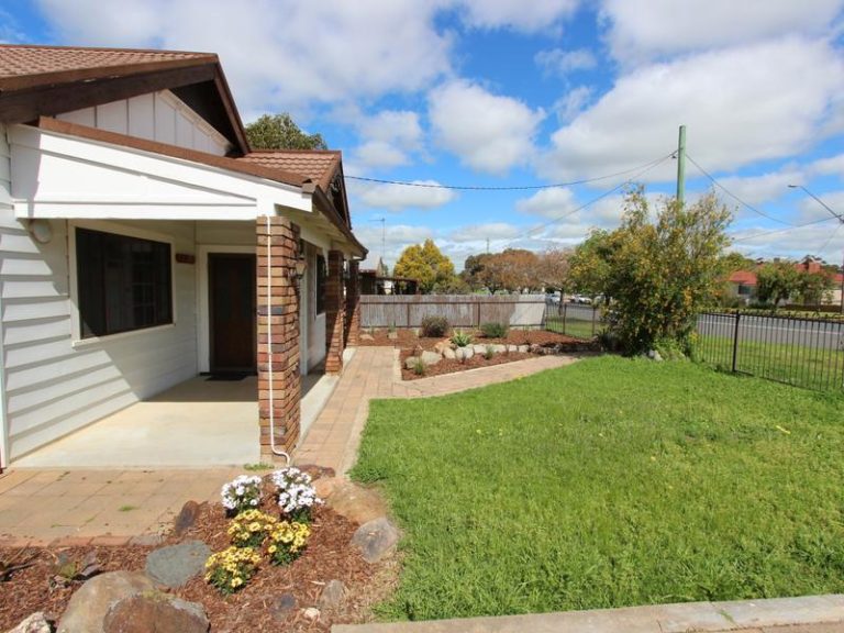127 Vesper Street, Temora NSW 2666 - McGrath Riverina