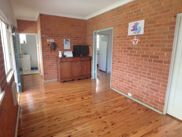 157 Polaris Street, Temora NSW 2666 - photo 19