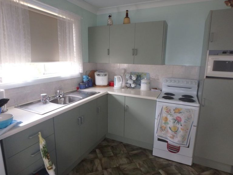 92A Kitchener Road, Temora NSW 2666 - photo 5
