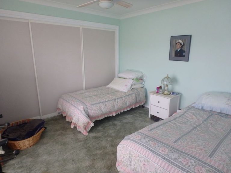 92A Kitchener Road, Temora NSW 2666 - photo 10