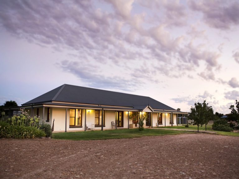 5 Rosella Street, Temora NSW 2666 - McGrath Riverina