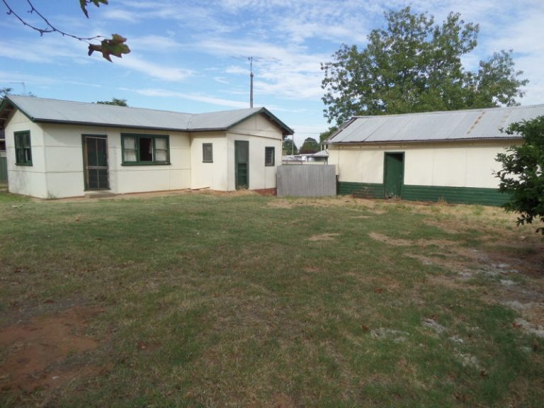 72 Elizabeth Street, Narrandera