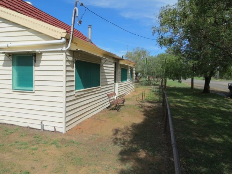 22 Third Street, Quandialla NSW 2721 - McGrath Riverina