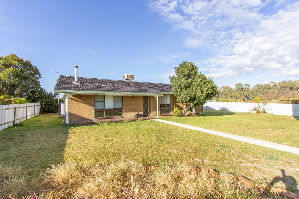 201 Irrigation Way, Narrandera NSW 2700 - McGrath Riverina