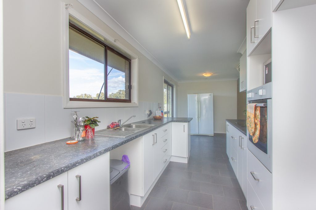 201 Irrigation Way, Narrandera NSW 2700 - photo 6
