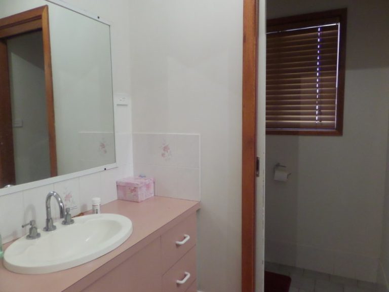 193 Audley Street, Narrandera NSW 2700 - photo 13
