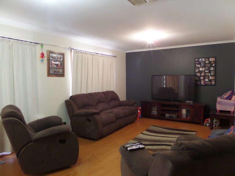 193 Audley Street, Narrandera NSW 2700 - photo 3