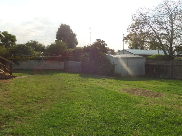 31 Audley Street, Narrandera NSW 2700 - photo 10