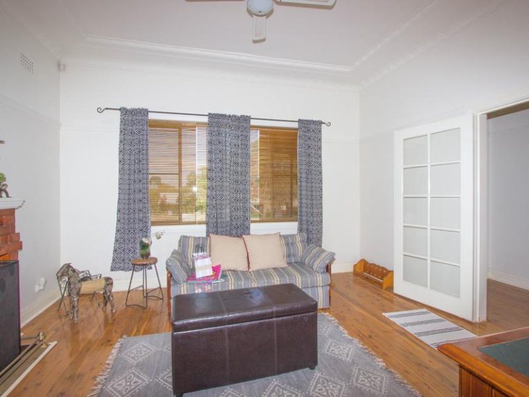39 King Street, Narrandera NSW 2700 - photo 6