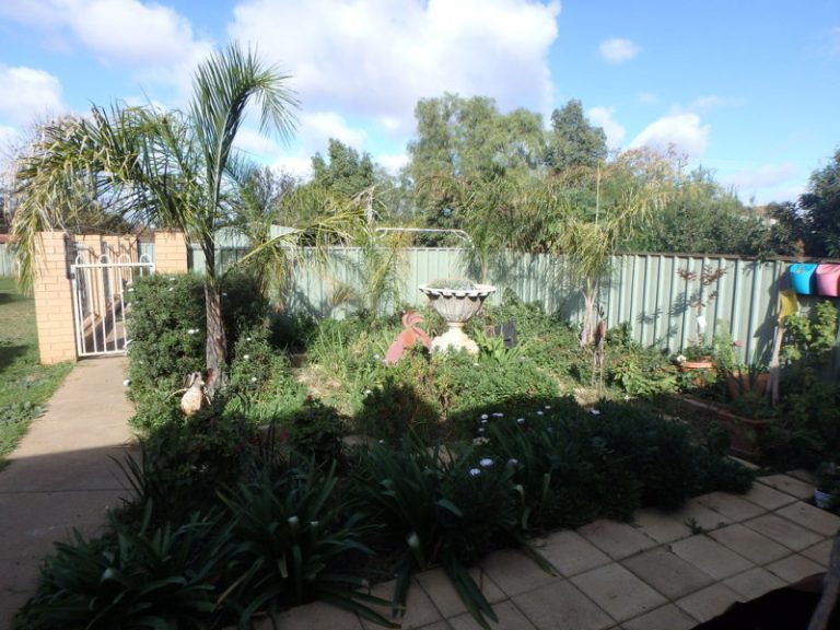 110 Kitchener Road, Temora NSW 2666 - photo 25