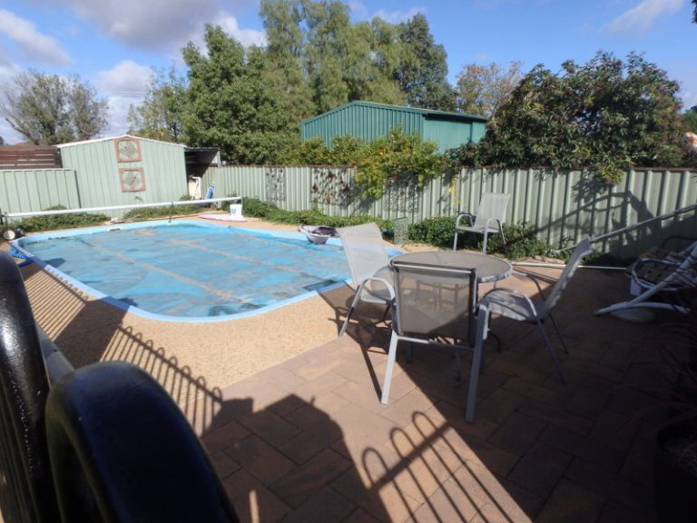 110 Kitchener Road, Temora NSW 2666 - photo 27