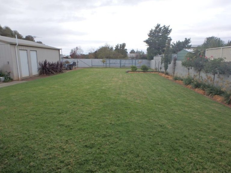 17 Bellevue Street, Temora NSW 2666 - photo 24